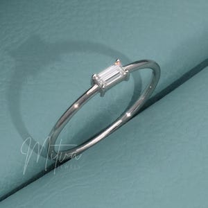 Baguette Ring /14k Gold Baguette Diamond Engagement Ring / Stacking Ring / Dainty Diamond Ring / Baguette Diamond Ring