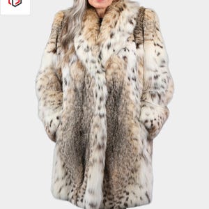 Luxurious Women’s Long Fur Coat – Elegant Winter Outerwear with Natural Spotted Pattern for Stylish Warmth