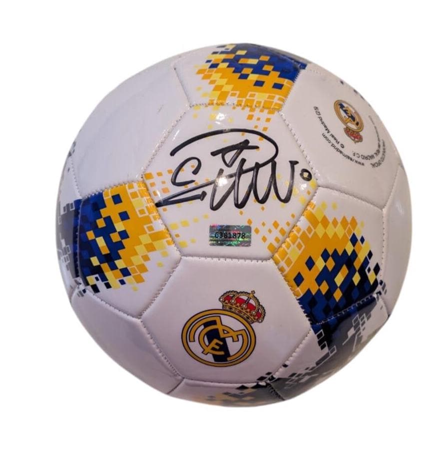 Cristiano ronaldo signed ball - Etsy 日本