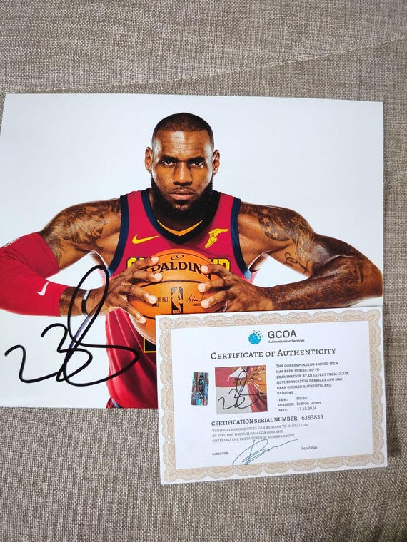 lebron james signed 8x10