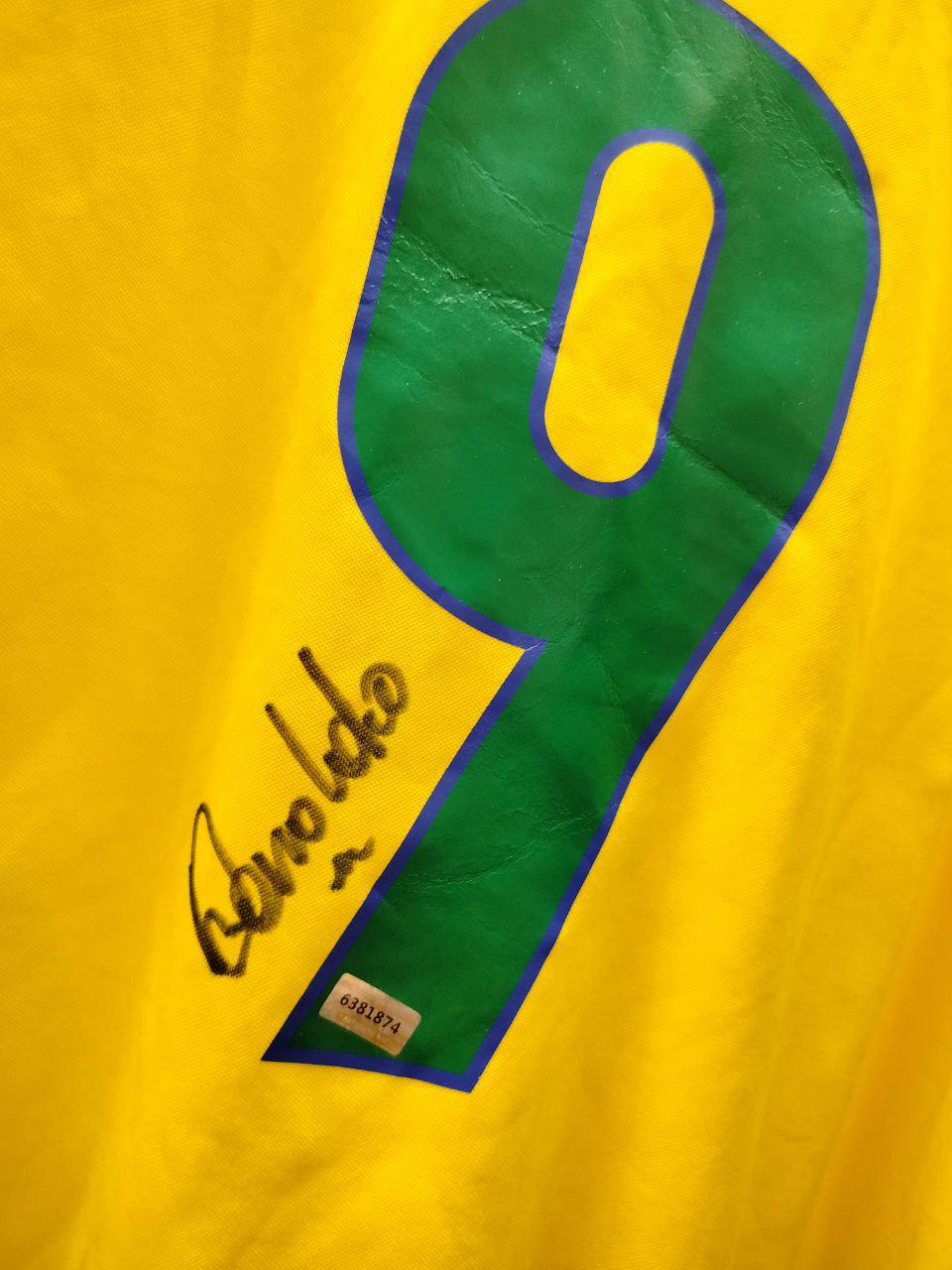 Brazil National Team Jersey #9 Ronaldo Nazário – Signed Football