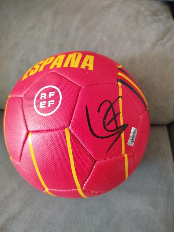 Lamine Yamal Signed Soccer Ball – GCOA - Etsy