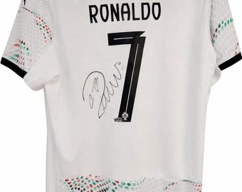 Camiseta firmada de Portugal, camiseta autografiada de Cristiano Ronaldo, certificado de autenticidad (COA) y certificado de autenticidad (GCOA) de la selección nacional.
