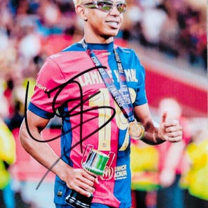 Lamine Yamal Signed Photo 18x13 cm (7x5 in) FC Barcelona Champion with - COA GCOA