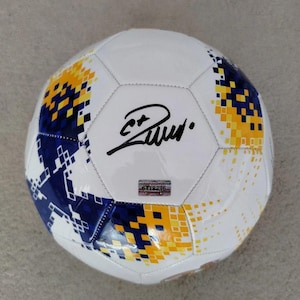 Balón de fútbol firmado por Cristiano Ronaldo con COA GCOA – Fútbol autografiado