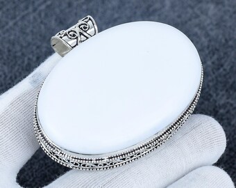 Colgante de coral blanco, piedra preciosa de gran tamaño, hecho a mano en plata de ley 925. Colgante de coral blanco para regalo. Colgante de piedra preciosa de gran tamaño.
