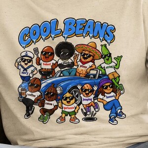 Camiseta Cool Beans / Camiseta divertida con juego de palabras sobre frijoles / Camiseta con estampado retro de comida / Frase de la Generación X