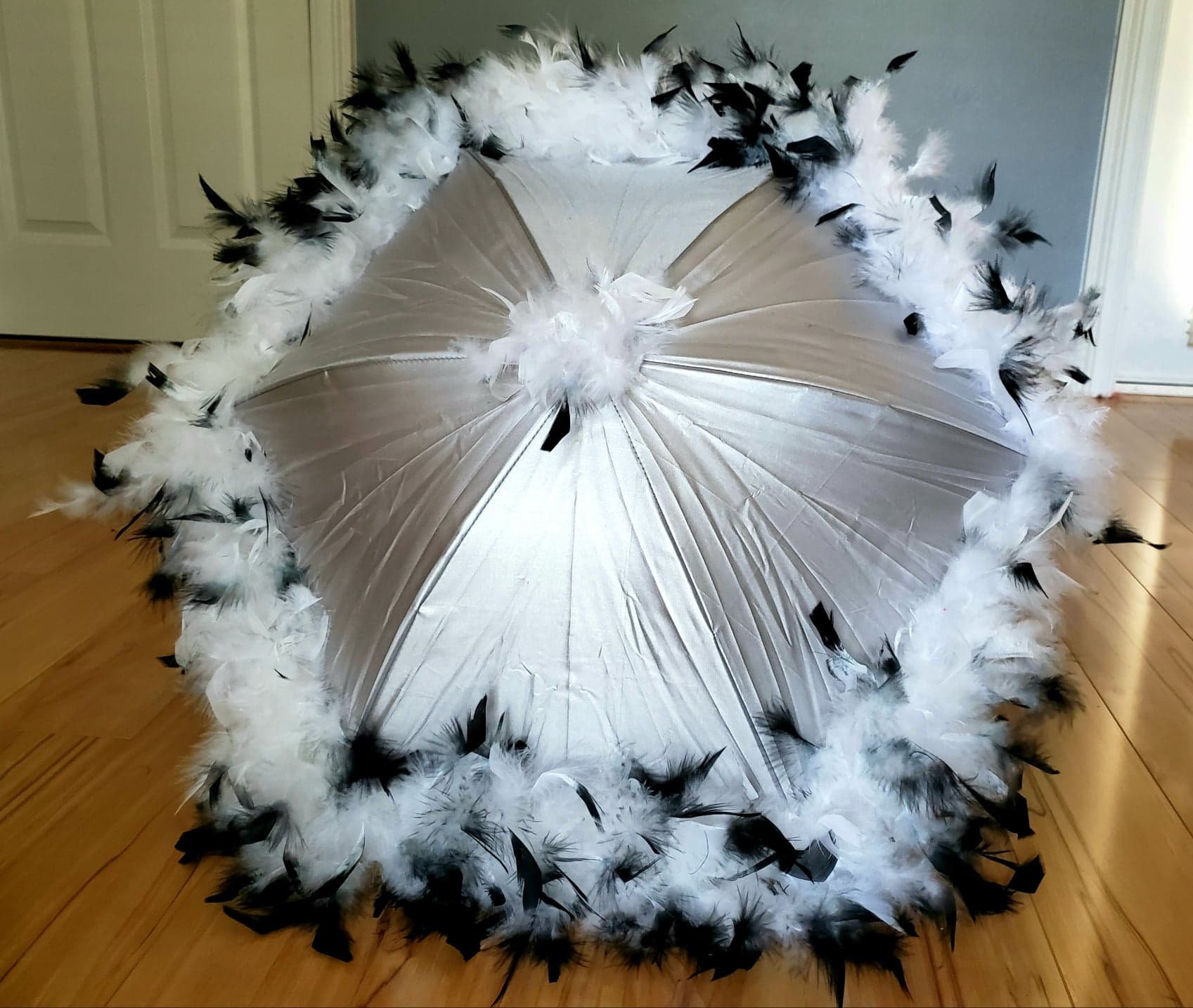 Second Line Umbrella Parasol- Black and White Feather on Silver…