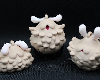 Llavero inspirado en Hollow Knight Silksong - Caravana del Mercado de Pulgas - Pintado a mano e impreso en 3D