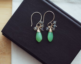 Chalcedony Dangle Earrings, Gold Filled Tear Drop Green Earrings, Boucles d'Oreilles, Handmade Gemstone Earrings, Jewelry Gift for Her