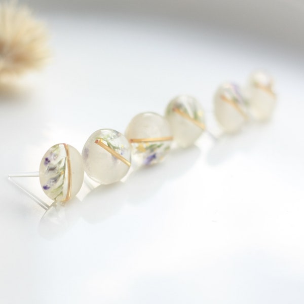 Floral Stud Earrings, Modern Pressed Flower Earrings, Hypoallergenic Plastic Post Earrings for Sensitive Ears, Real Flower Jewelry