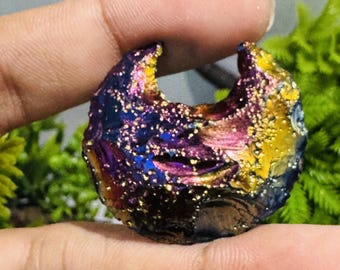 Titanium Aura Druzy Crescent Moon Natural Quartz Gemstone Rainbow Blue Purple Jewelry Making Supplies Weight 19 CTS Size 30x26x5 MM D#118