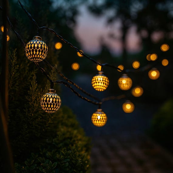 Marokkanische Kugel-Lichterkette: Wasserdichte dekorative Lichter für Garten oder Terrasse