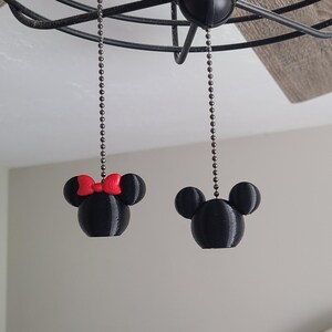 Mickey Light Pull Set med 2, PETG-handtag med platta eller sfäriska öron