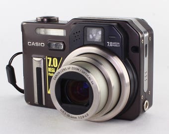 カシオ エクスリム EX Z750 7.2 メガピクセル デジタルカメラ