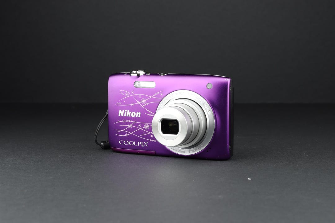Nikon Coolpix S2800 - Y2k Digicam - Purple Camera - 20.1 Megapixel