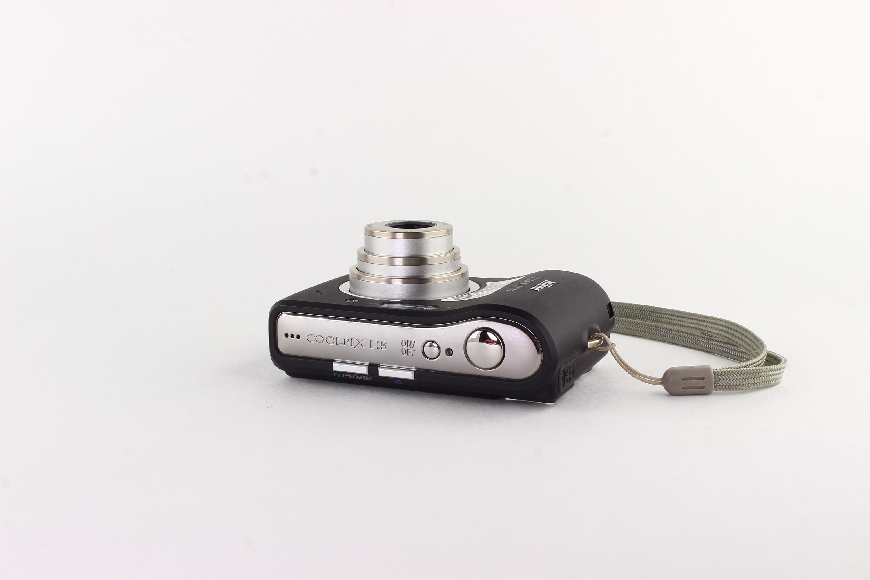 Nikon Coolpix L15 - Y2K デジカメ - 8.0メガピクセル - Etsy 日本