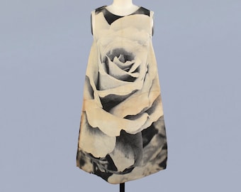 RARE 1960s Paper Dress / 1967 HARRY GORDON Pop Art Rose Photo Dress / Poster Dress / Mod Tent Mini Dress