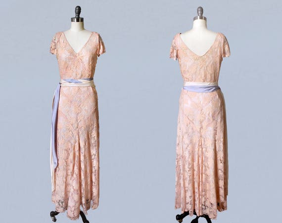 1930s Dress / 30s Peachy Pink Lace Gown / Wedding… - image 4