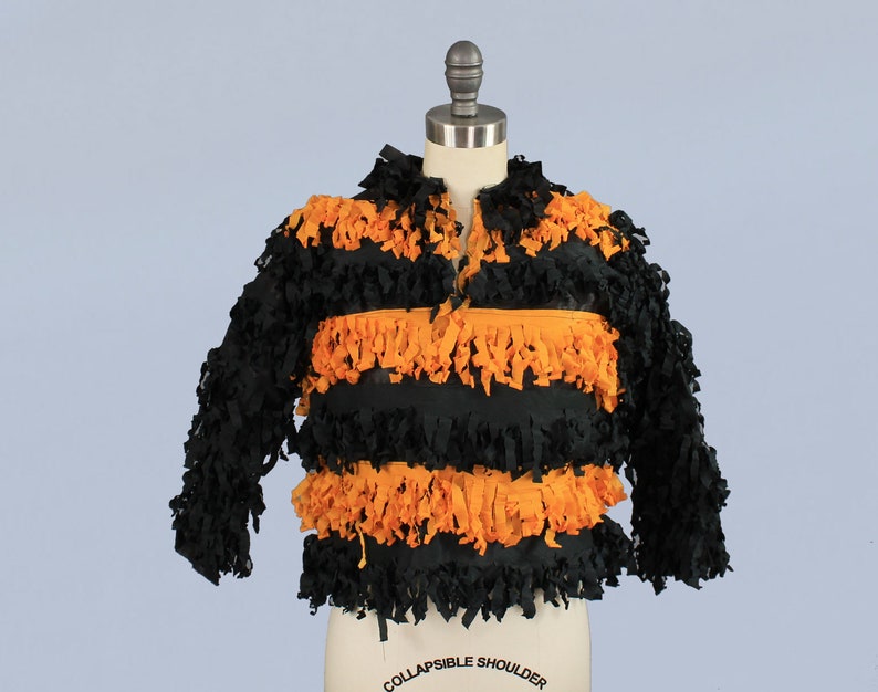Rare Antique Halloween Costume / 1920s BUMBLE BEE Costume / 20s Crepe Paper Set with Wings and Matching Hat / Insect Bee Costume image 4