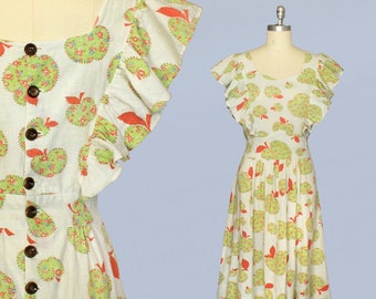 1930s Dress / 30s 40s Cotton Novelty Print Fuzzy Apple Dres / Button Back