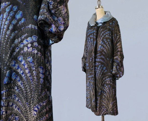 1920s Flapper Coat / 20s Geometric Print Metallic La… - Gem