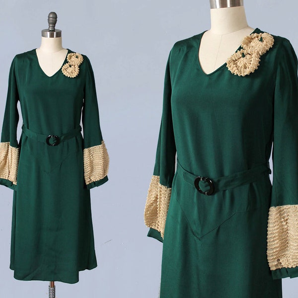 RESERVED 1930s Dress / 30s Green Dress / Bishop Sleeves / Ruched Puffy Accents