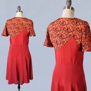 1930s Dress / Late 30s Day Dress / Red Art Deco Print / Flutter Sleeves image 3