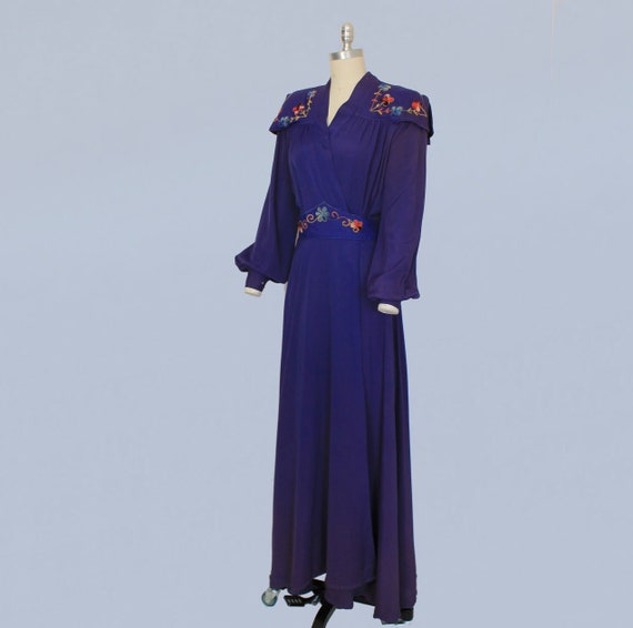 1940s Wrap Dress / 40s Dressing Gown / Indigo Pur… - image 8