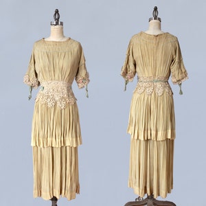 1910s Dress/ Edwardian Wedding Dress / RARE Ecru Pleated Gown / Very Wearable image 5