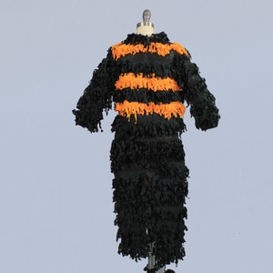 Rare Antique Halloween Costume / 1920s BUMBLE BEE Costume / 20s Crepe Paper Set with Wings and Matching Hat / Insect Bee Costume image 7