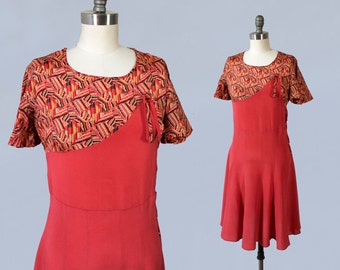 1930s Dress / Late 30s Day Dress / Red Art Deco Print / Flutter Sleeves