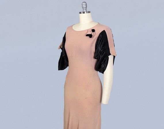 1930s Dress / Unusual 30s Pink Crepe Gown / Crazy… - image 8