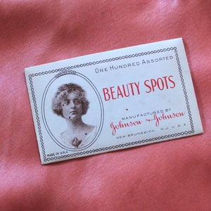 RARE 1910s Faux Beauty Marks / Original Package image 4