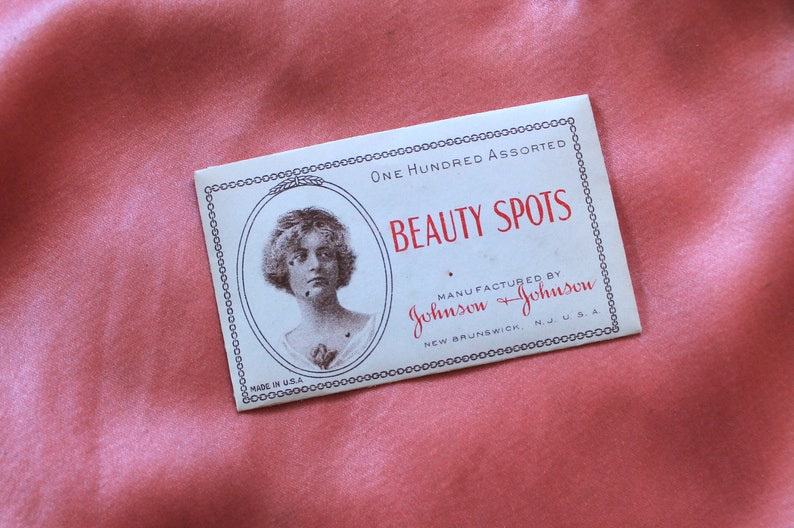 RARE 1910s Faux Beauty Marks / Original Package image 4