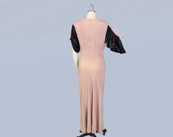 1930s Dress / Unusual 30s Pink Crepe Gown / Crazy… - image 6