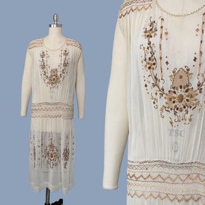 Vestido de los años 20 / Vestido campesino húngaro bordado de los años 20 / Algodón transparente / Cintura fruncida