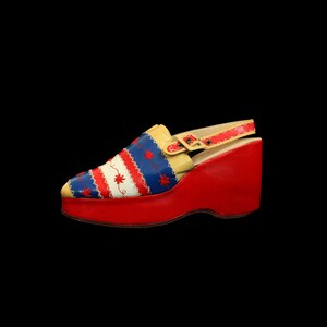 1970s Platforms /70s Does 40s Platform Wedge Slingback Clog / DELMAN 9 10 image 3