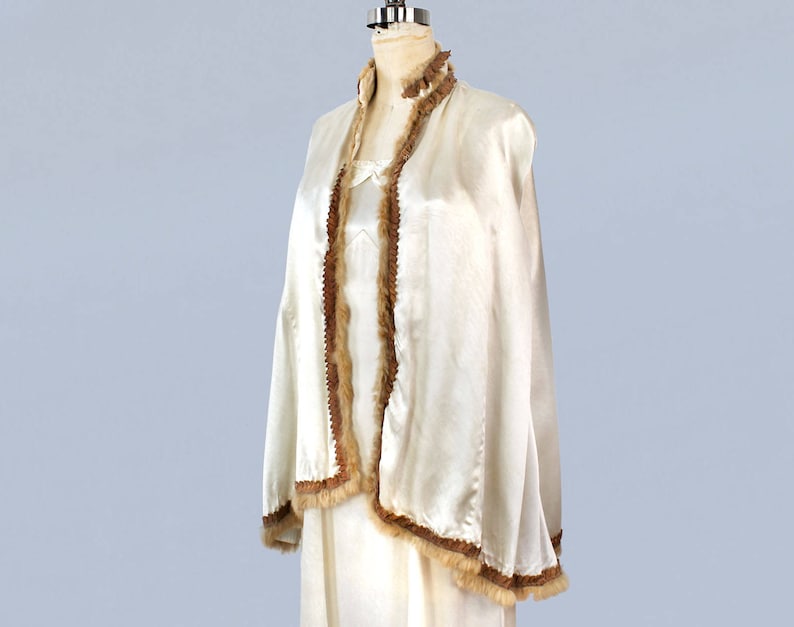 1930s Wedding Dress / 30s Fur Trim Gown and Cape Set image 5