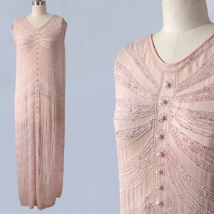1920s Dress / 20s Pale Pink Beaded Flapper Dress / Pearls / Starburst Motif