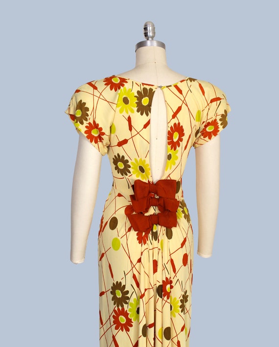 1940s Dress / 40s Acid Floral Print Jersey Gown /… - image 5
