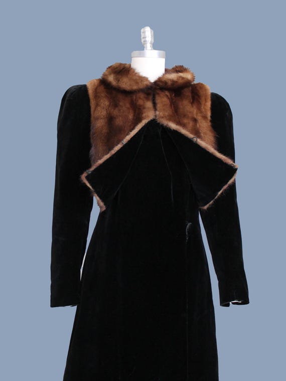 1930s Coat / 30s 40s Black Velvet and Fur Princes… - image 5