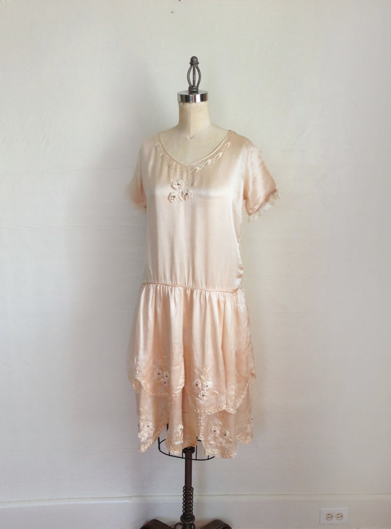 1920s Wedding Dress / Ivory Satin Flapper Dress / Rosettes - Etsy