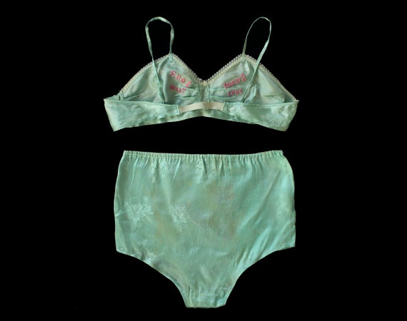 RARE! 1940s Lingerie Set / 40s WWII Satin Novelty… - image 6