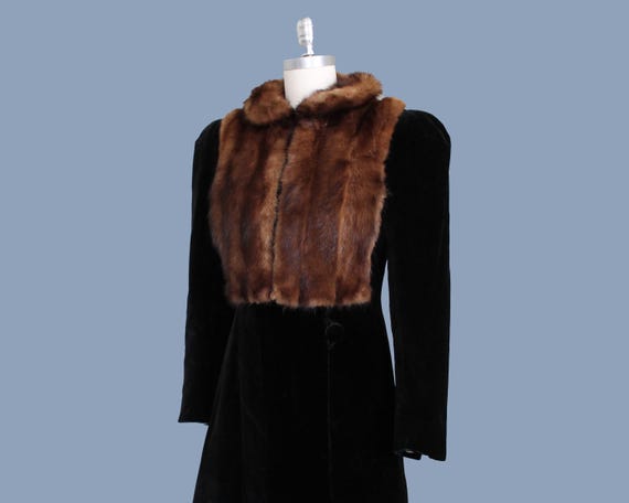 1930s Coat / 30s 40s Black Velvet and Fur Princes… - image 1