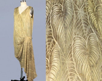 Rare!! 1920s Dress / 20s Metallic LAMÉ Dress / Shimmering 20s Gown / LEAF Motif / Asymmetrical Train