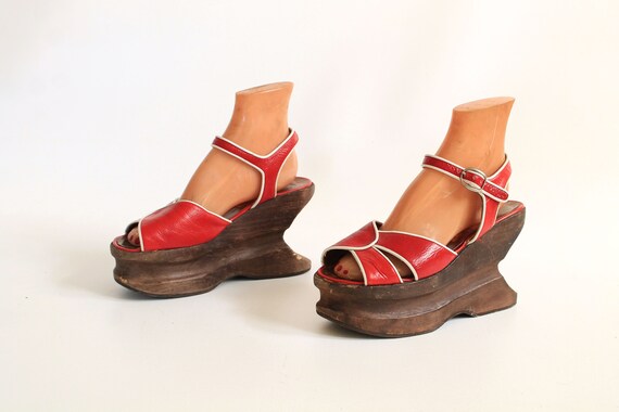 1970s Platforms / Sculptural Wooden Cherry Red Pee
