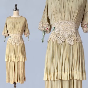 1910s Dress/ Edwardian Wedding Dress / RARE Ecru Pleated Gown / Very Wearable image 1