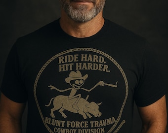 Camiseta gráfica de vaquero con trauma por fuerza contundente: divertida camiseta de rodeo del oeste
