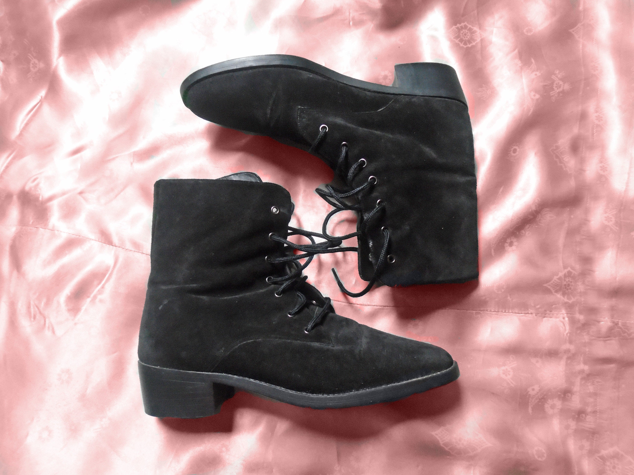 Años 90 negro botines vintage cordón de gamuza hasta abuela Punk Grunge botines 7 agujero encaje Ups bajo grueso tacón mujer tamaño 7 Años 90 negro botines vintage cordón de de de gamuza hasta abuela Punk Grunge botines 7 agujero encaje Ups bajo grueso tacón mujer tamaño 7 5e928d